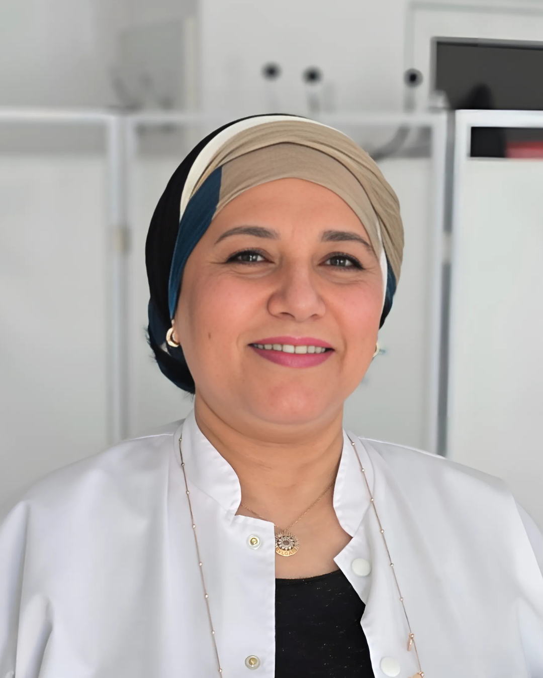 Dr. Marjeh Souzan, medic ginecolog în Cluj, specialist în fertilitate, ultrasonografie 3D/4D și estetică ginecologică