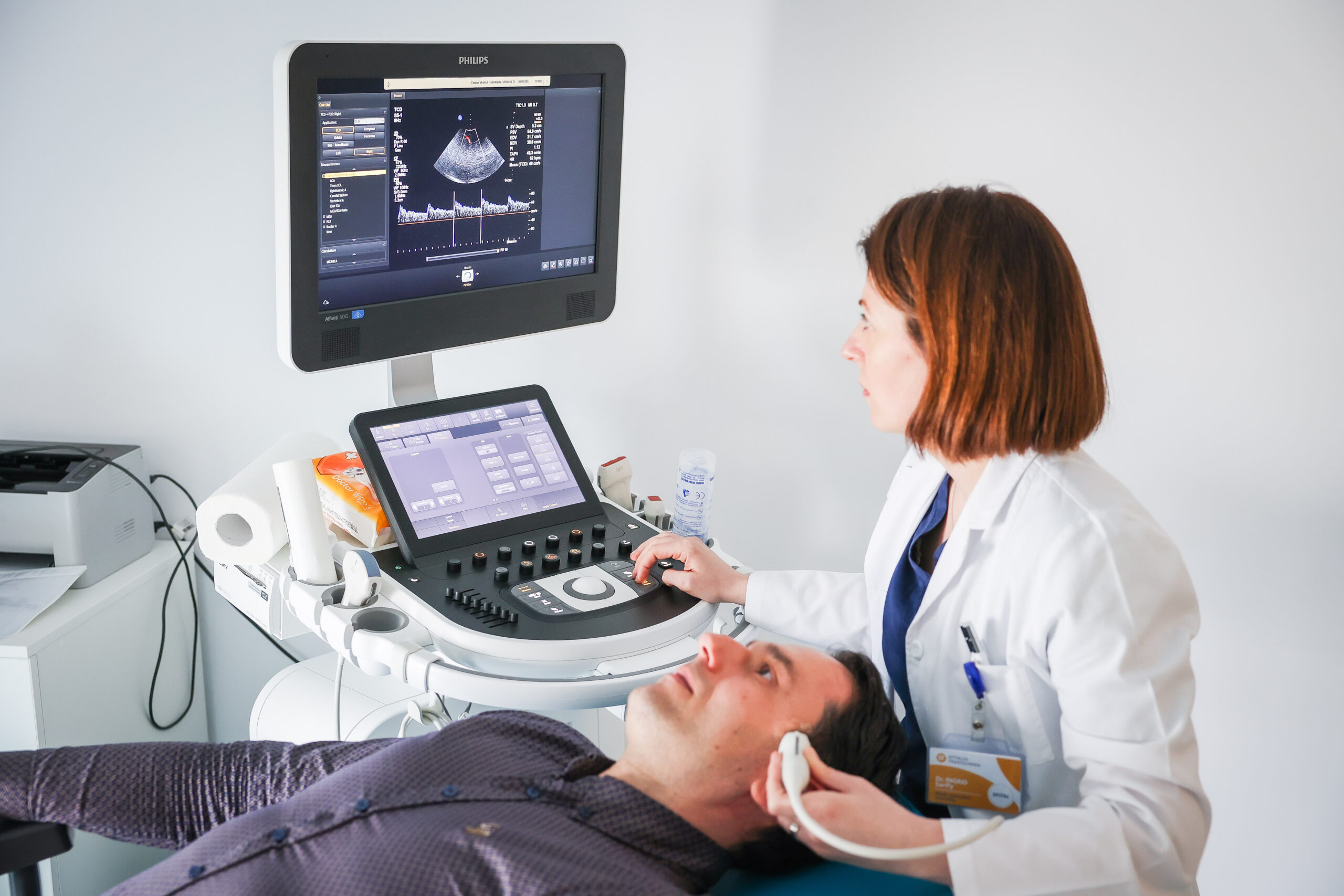 Ultrasonografie neurologică Doppler pentru evaluarea arterelor carotide și prevenirea accidentului vascular cerebral