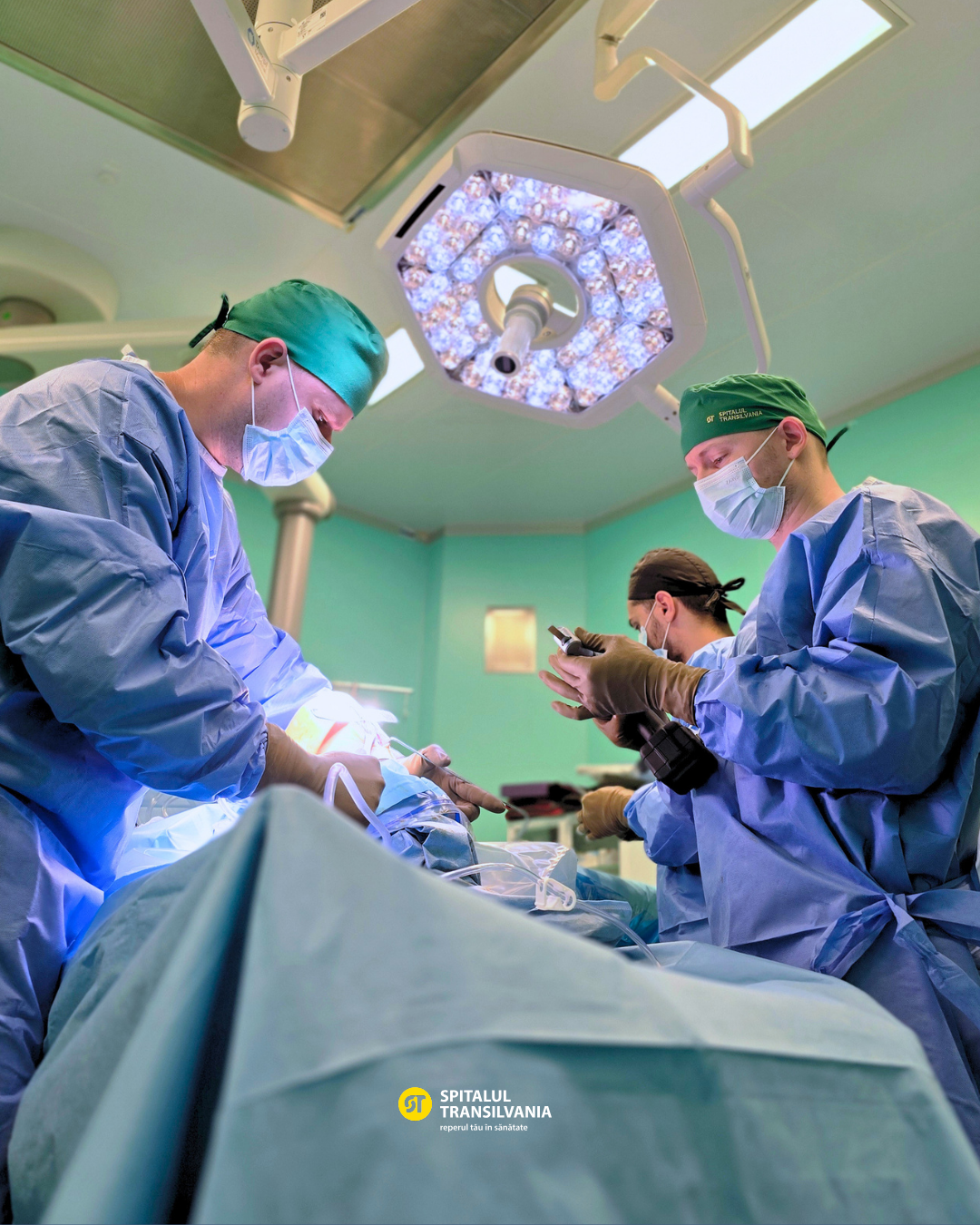 Tenodeză laterală extraarticulară (LET): intervenție complexă de revizie a ligamentului încrucișat anterior 2 tehnica let